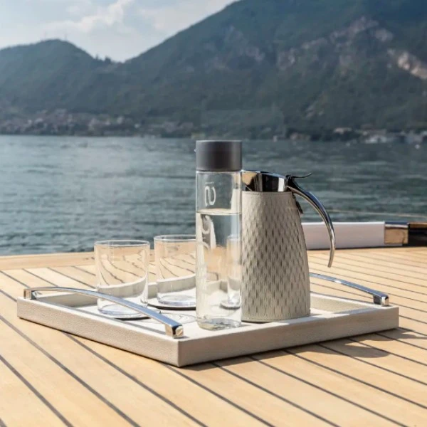 Insulated Bottles & Carafes