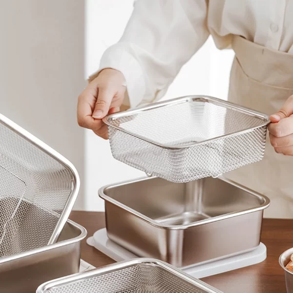 wholesale stainless steel food container and strainer set (3)